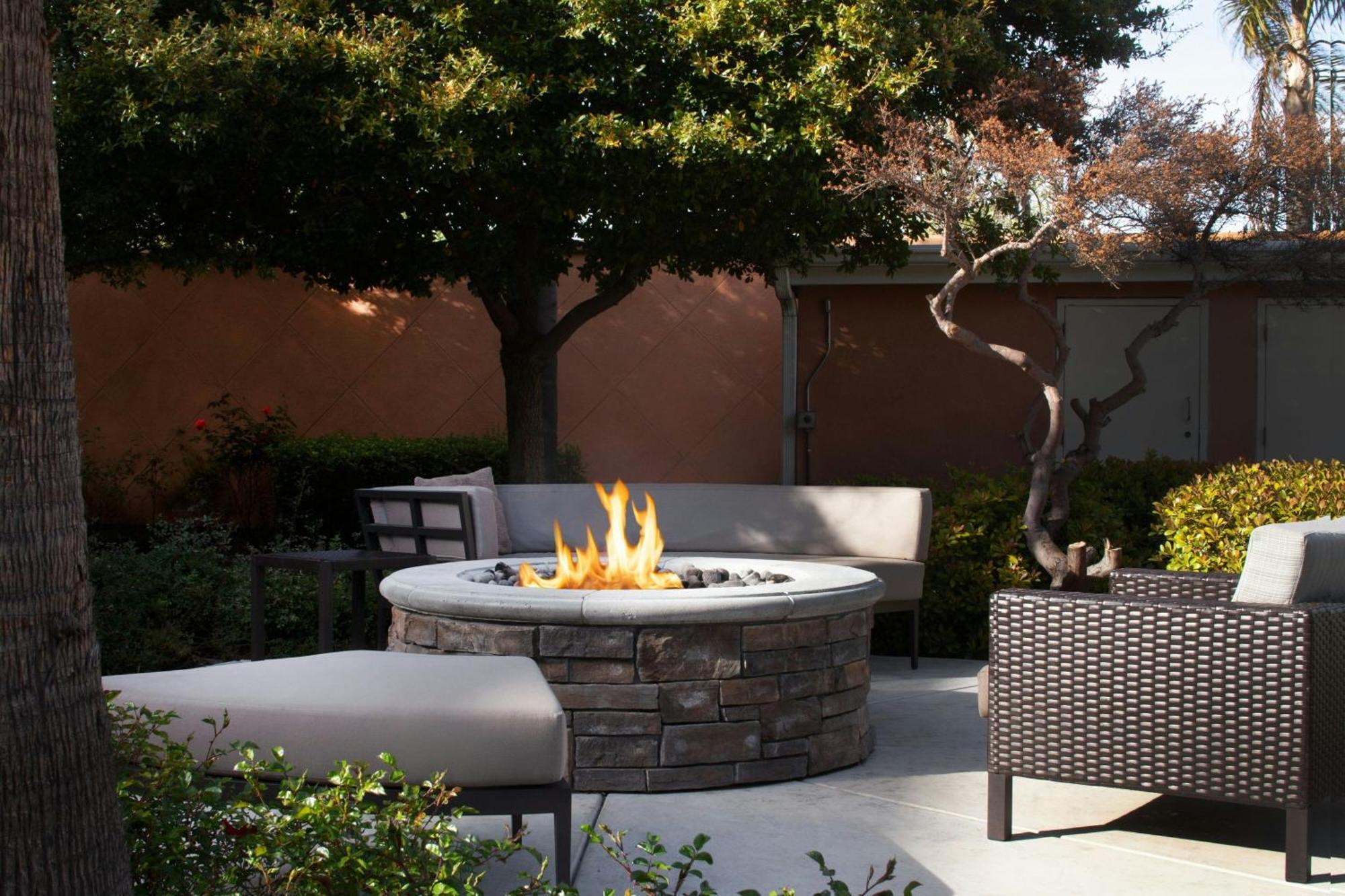 Courtyard Oakland Airport Otel Dış mekan fotoğraf